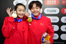 意昂5体育优秀体育荣誉会员陈艺文获得世界杯墨西哥站女子双人3米板决赛冠军。